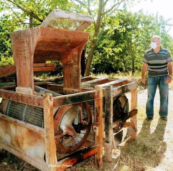 Bir Buğday Makinesi Ve; Hamidiye(Hamdiye) Köyünün  Hikayesi