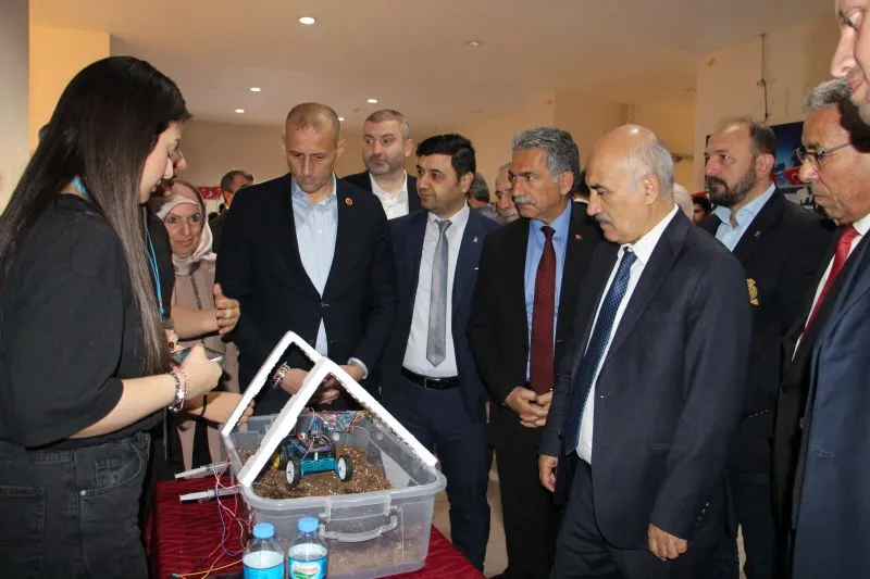 AK Parti Gemlik İlçe Teşkilatı’ndan Eğitime Anlamlı Destek